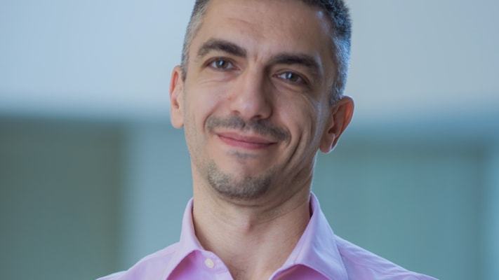 Sasha.Alexander.Rakhlin - [Fronte Sorriso Camicia]