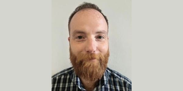 Matteo Bianchi - [Capelli Sorriso Camicia]