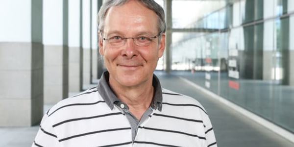 Michael Unser - [Bicchieri Sorriso Proprietà]