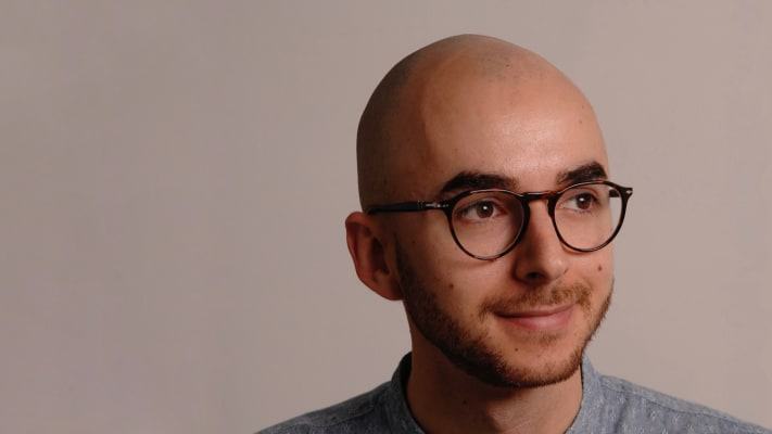 Mirco.Mutti - [Occhiali da vista Mento Guancia]