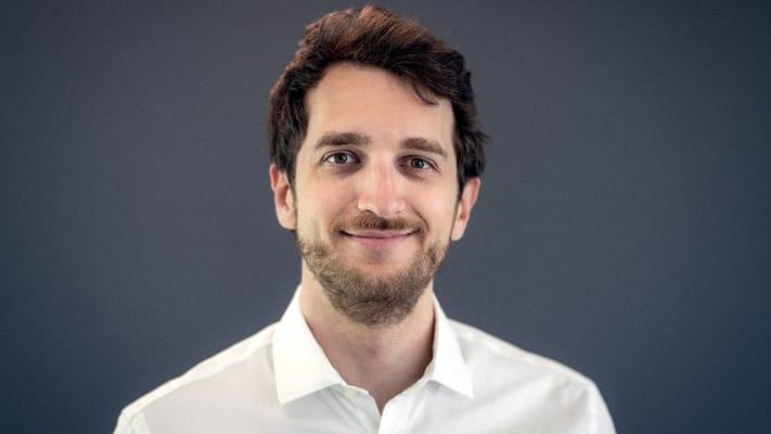 Pierre Cyrill Aubin Frankowski - [Fronte Guancia Sorriso]